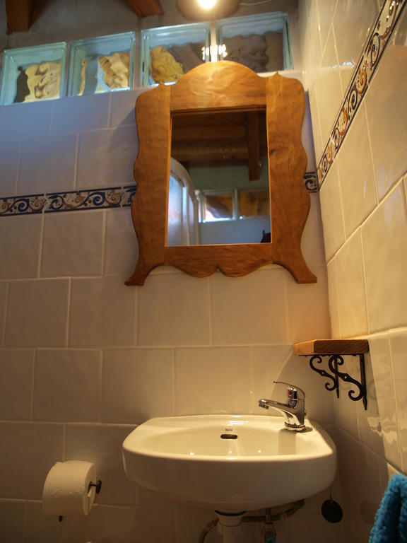 O'Porron Guest House Sabinanigo Room photo