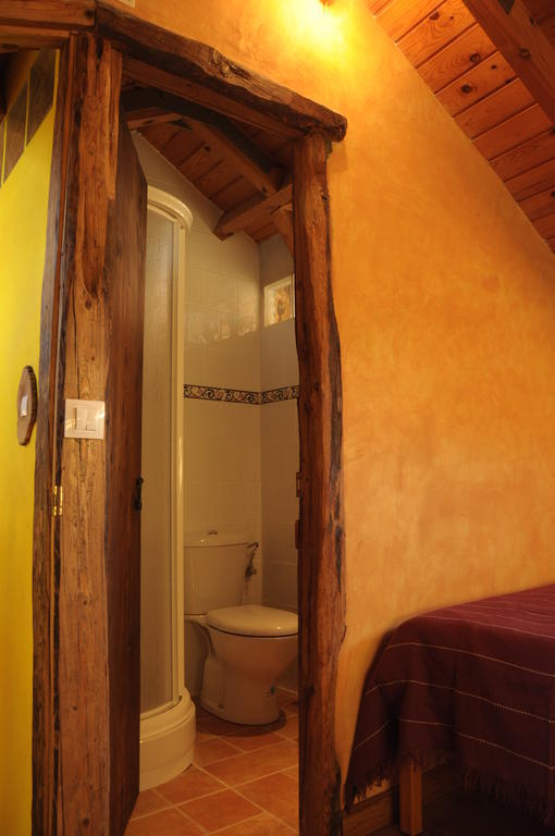 O'Porron Guest House Sabinanigo Room photo